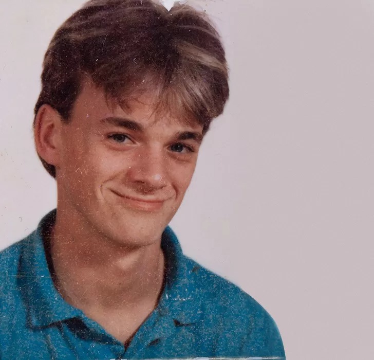 Stains,_scratches_and_blemishes