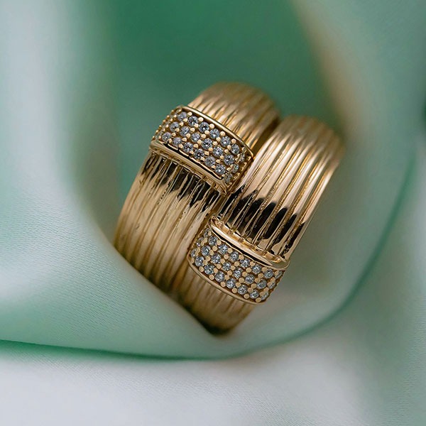 pexels-maryami-17368439-raw pexels-maryami-17368439-raw